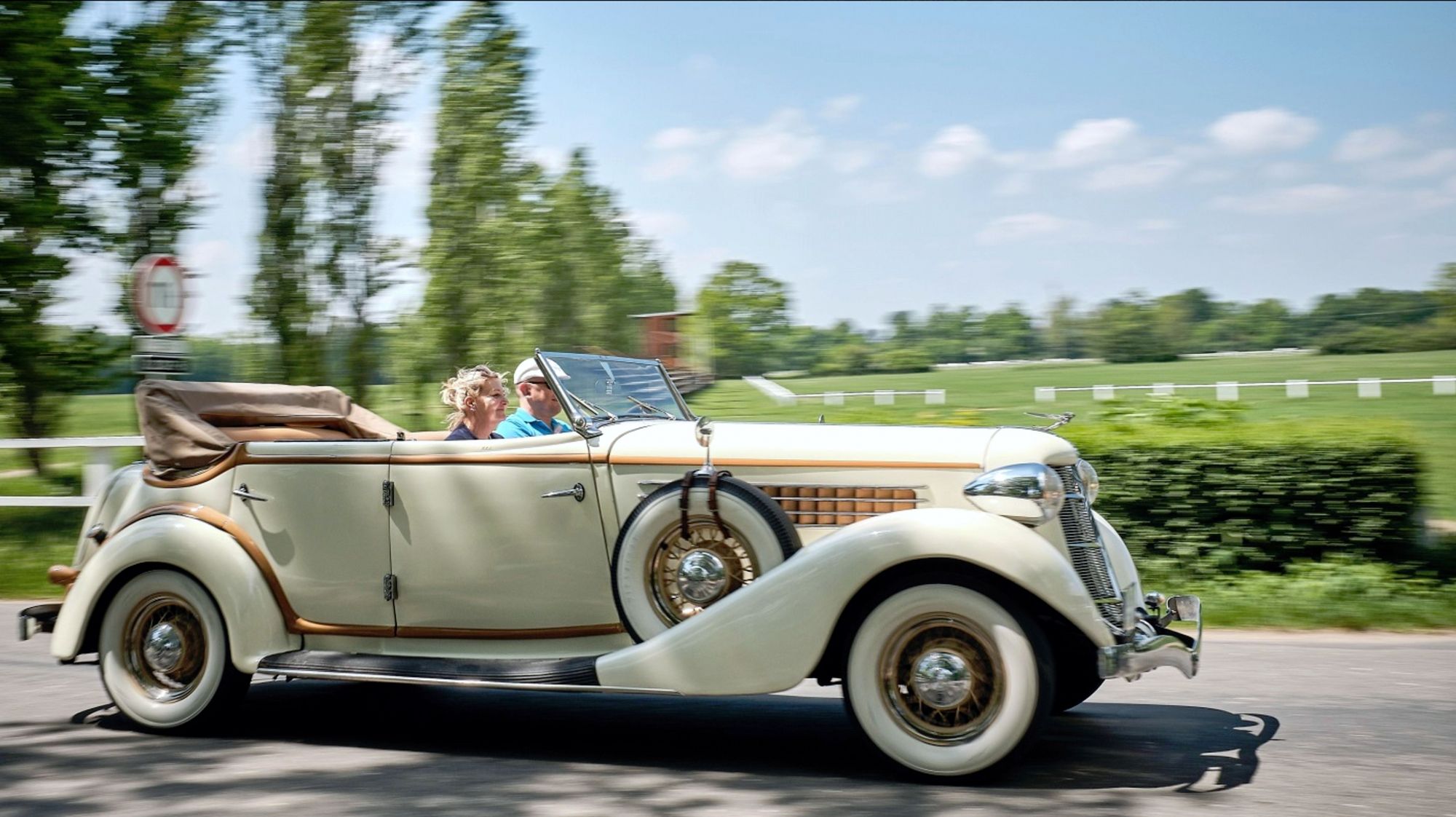 Auburn - Pardubická rallye