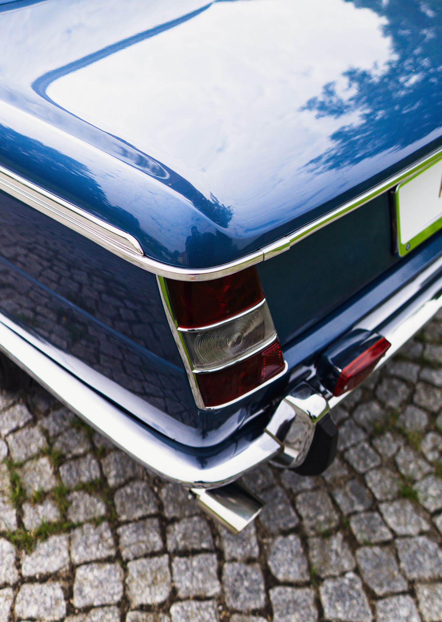 B127AF88-B783-44F9-9A2F-992B00C008BD