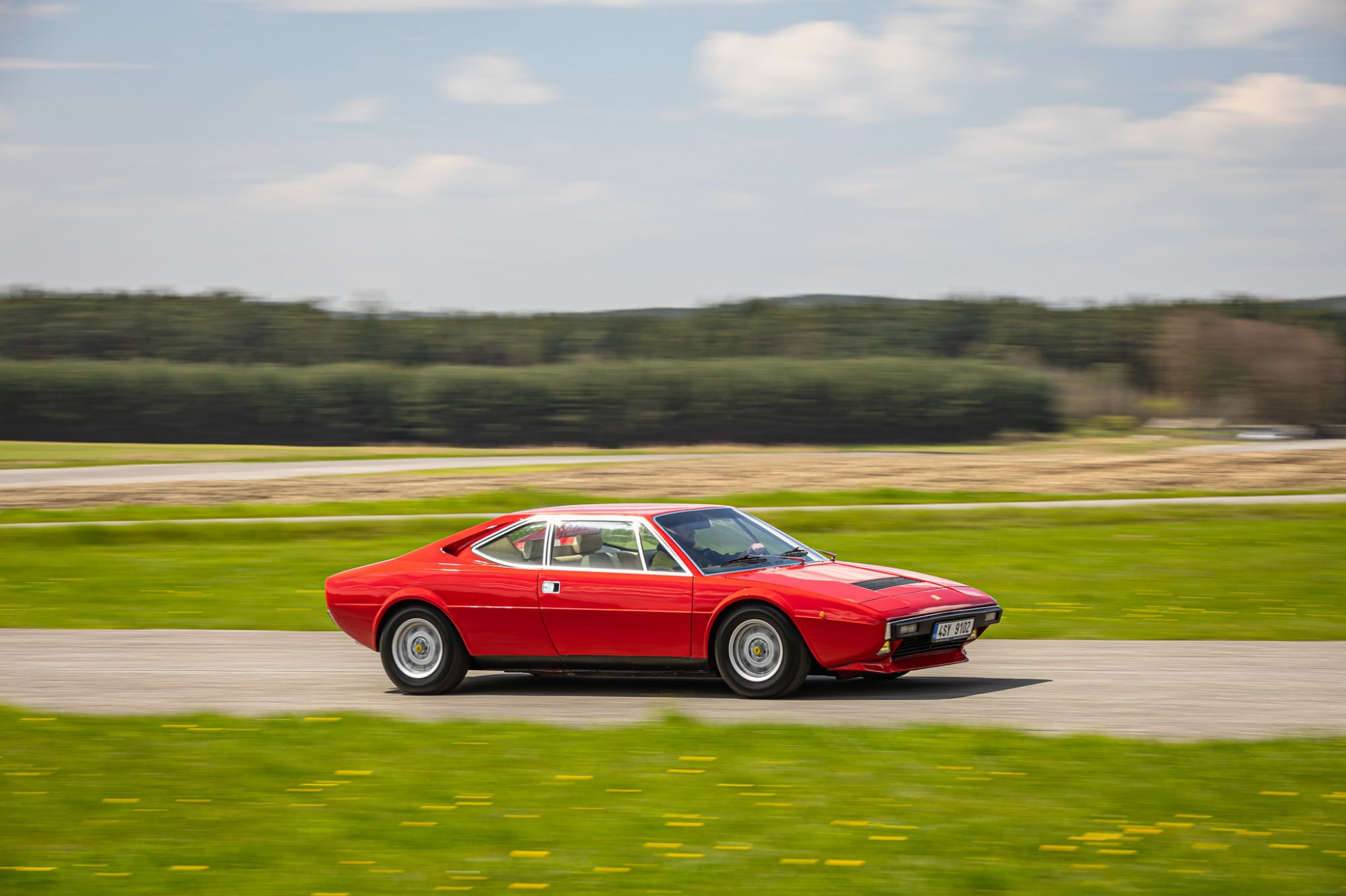 Bertone_Cars_Veterani_na_Truc_300