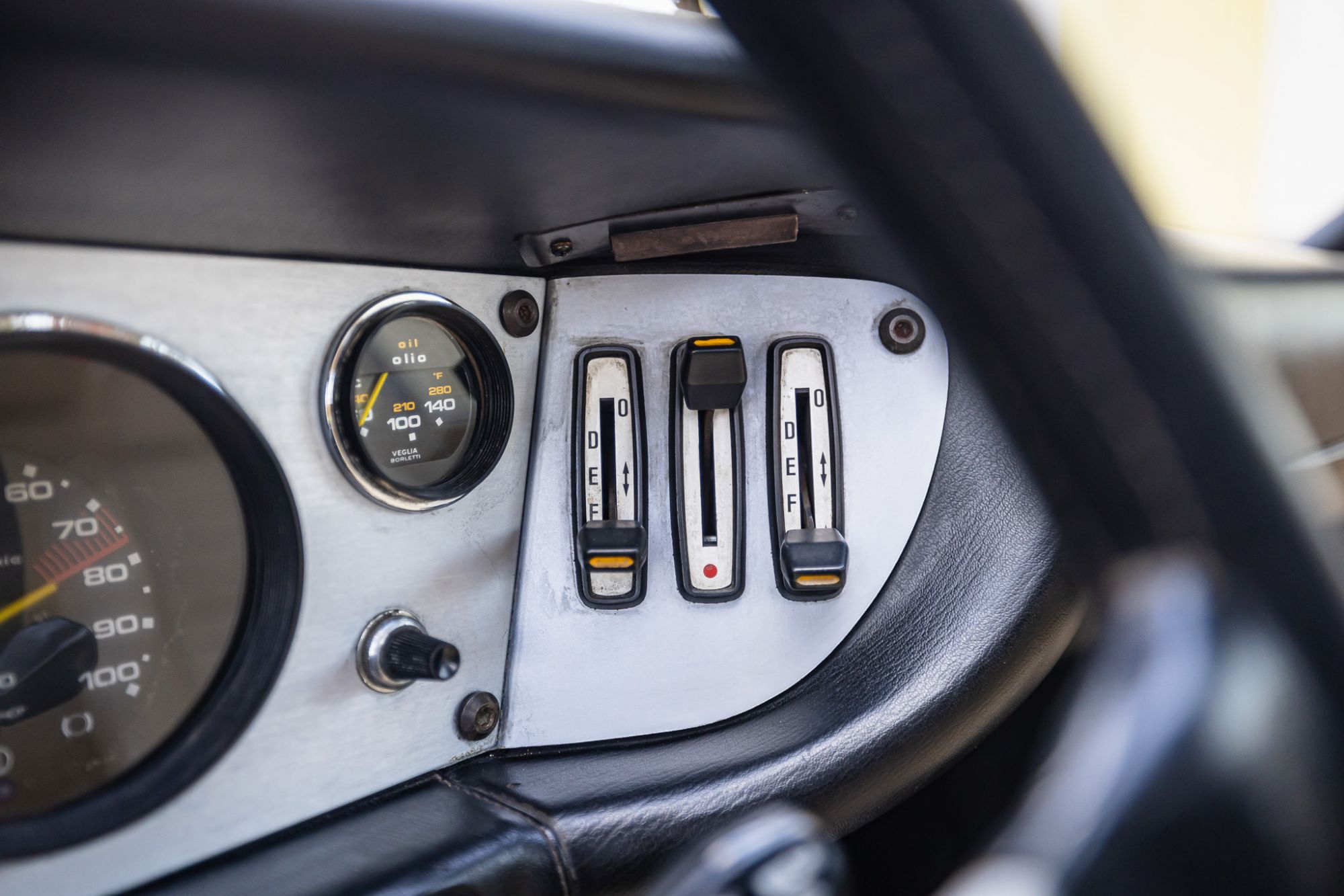 Bertone_Cars_Veterani_na_Truc_365