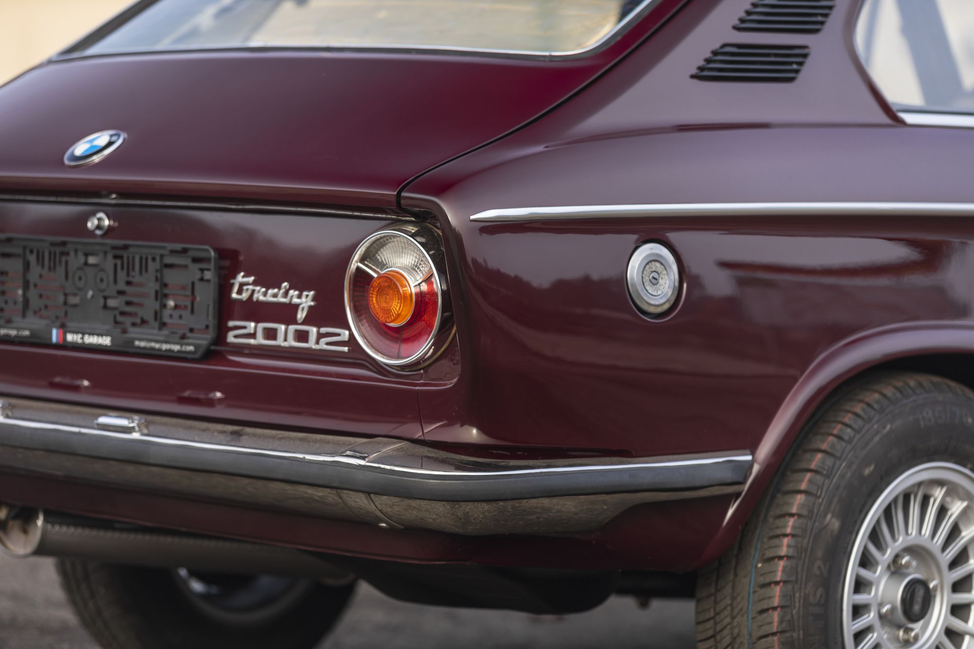 BMW 2002Touring Auctomobile_12