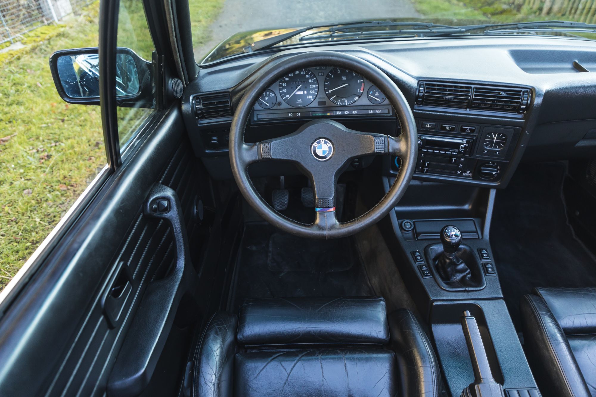 BMW 325i Cabrio E30 Auctomobile_32