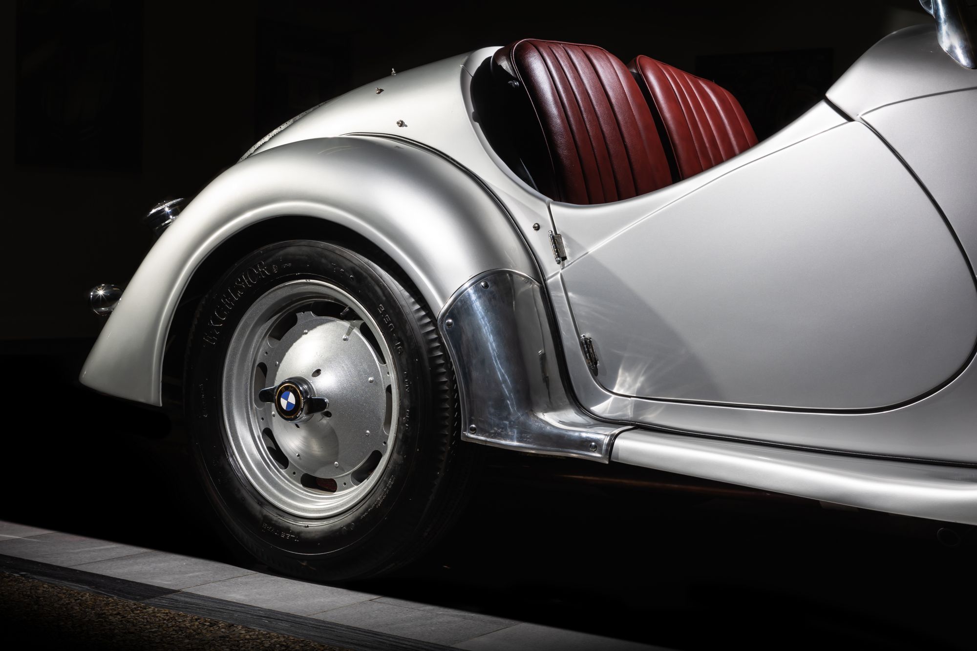 BMW 328 kolo