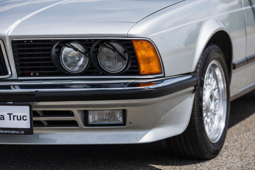 BMW 635CSi_16.JPG