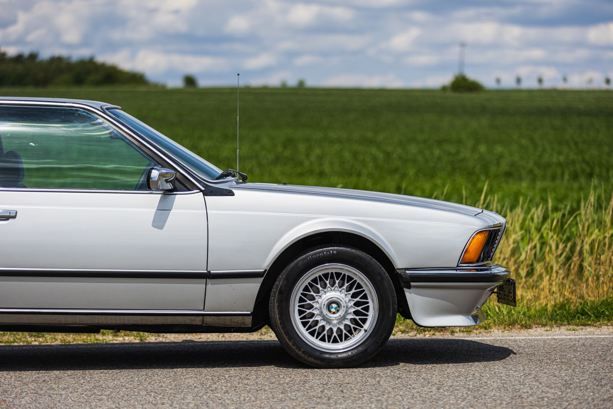 BMW 635CSi_21.JPG