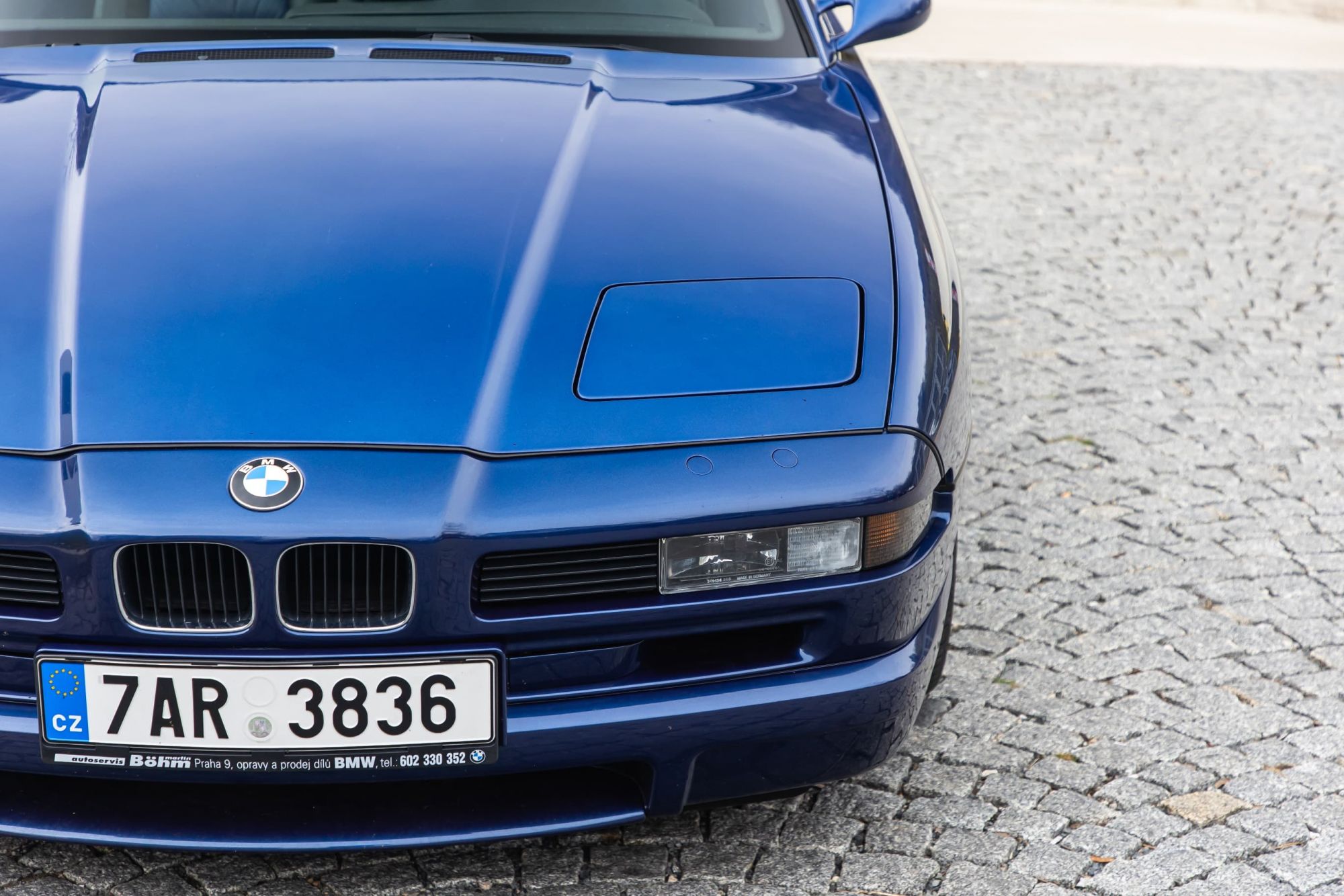 BMW 850CSi_11