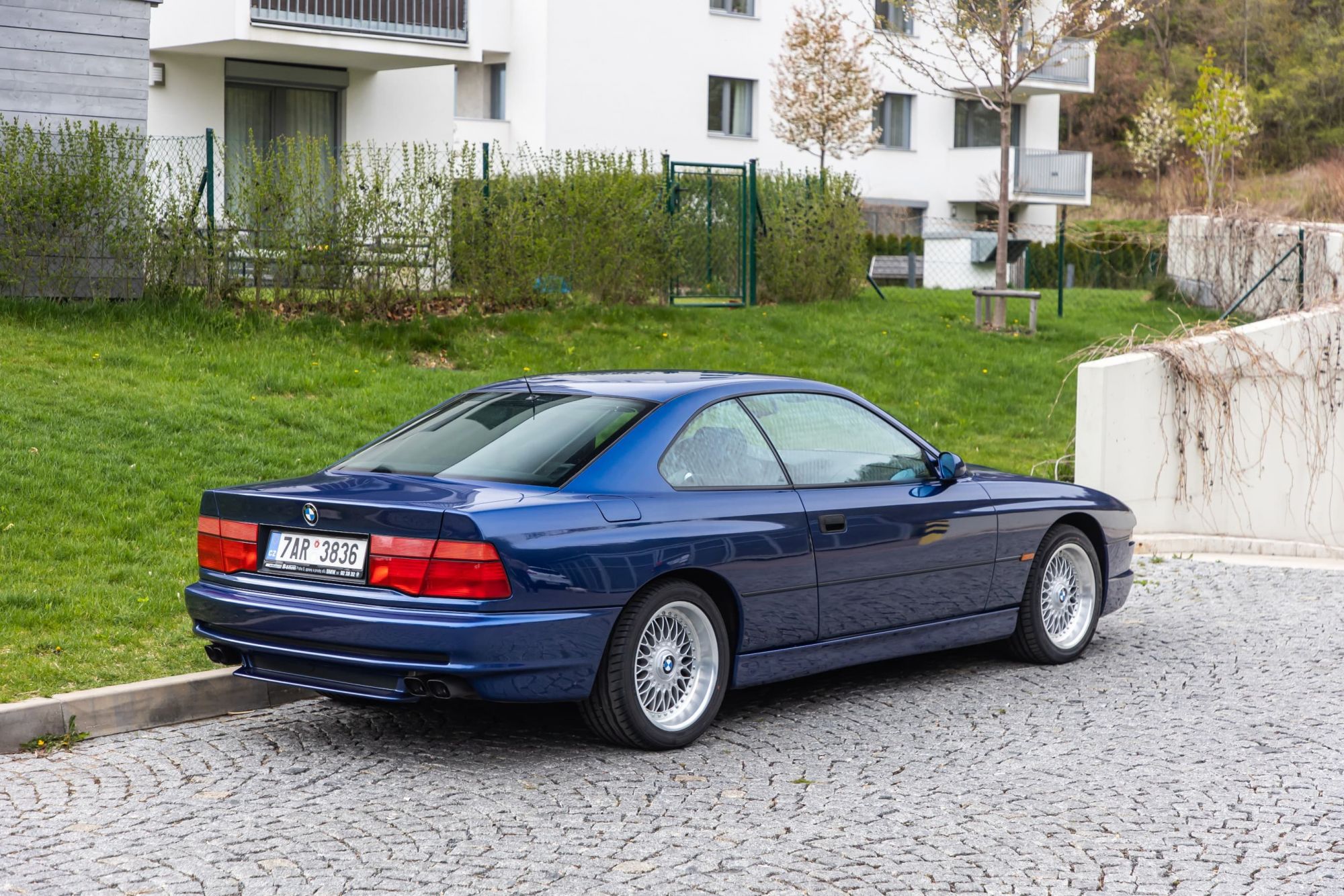 BMW 850CSi_51