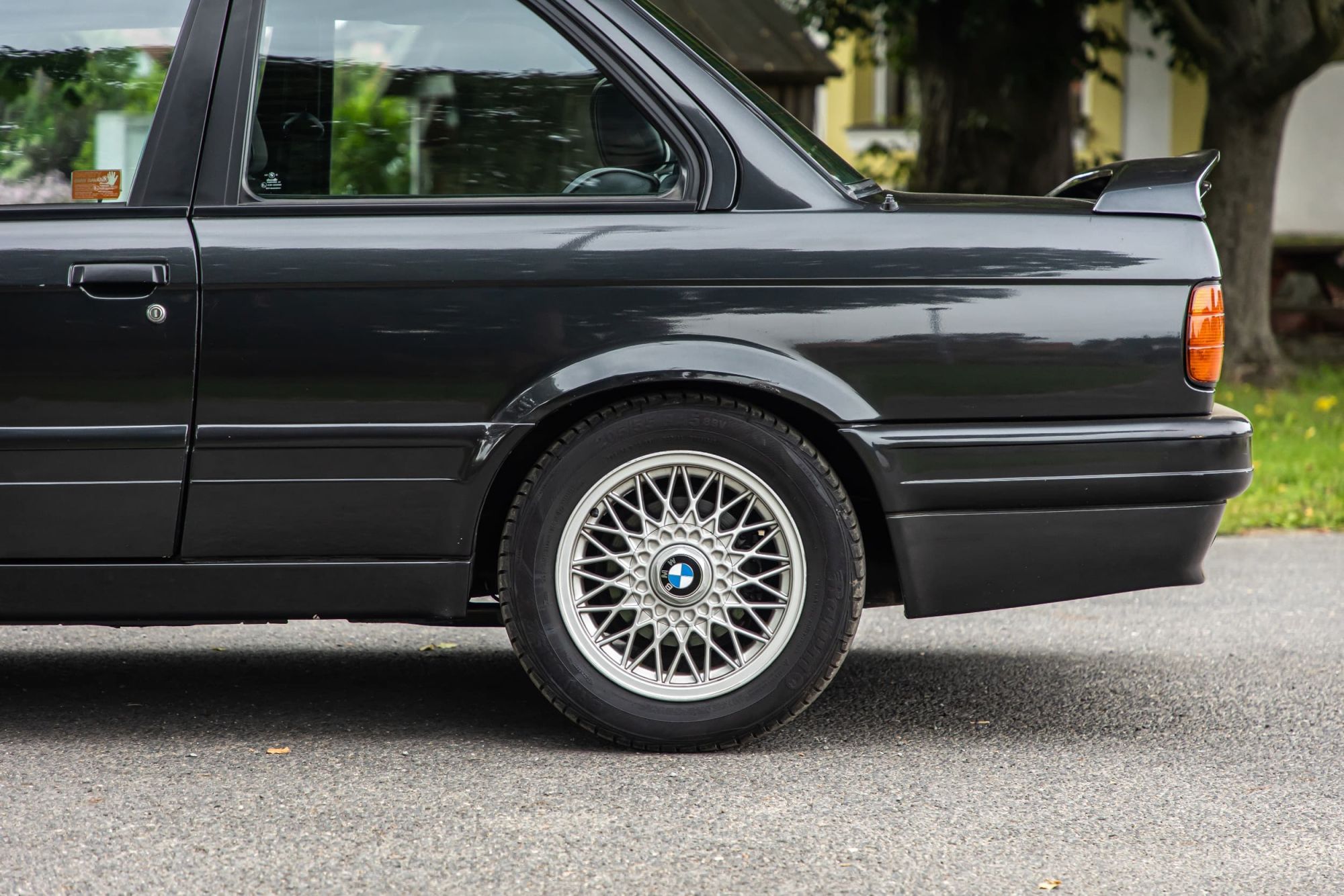 BMW e30 318is BLACK_26