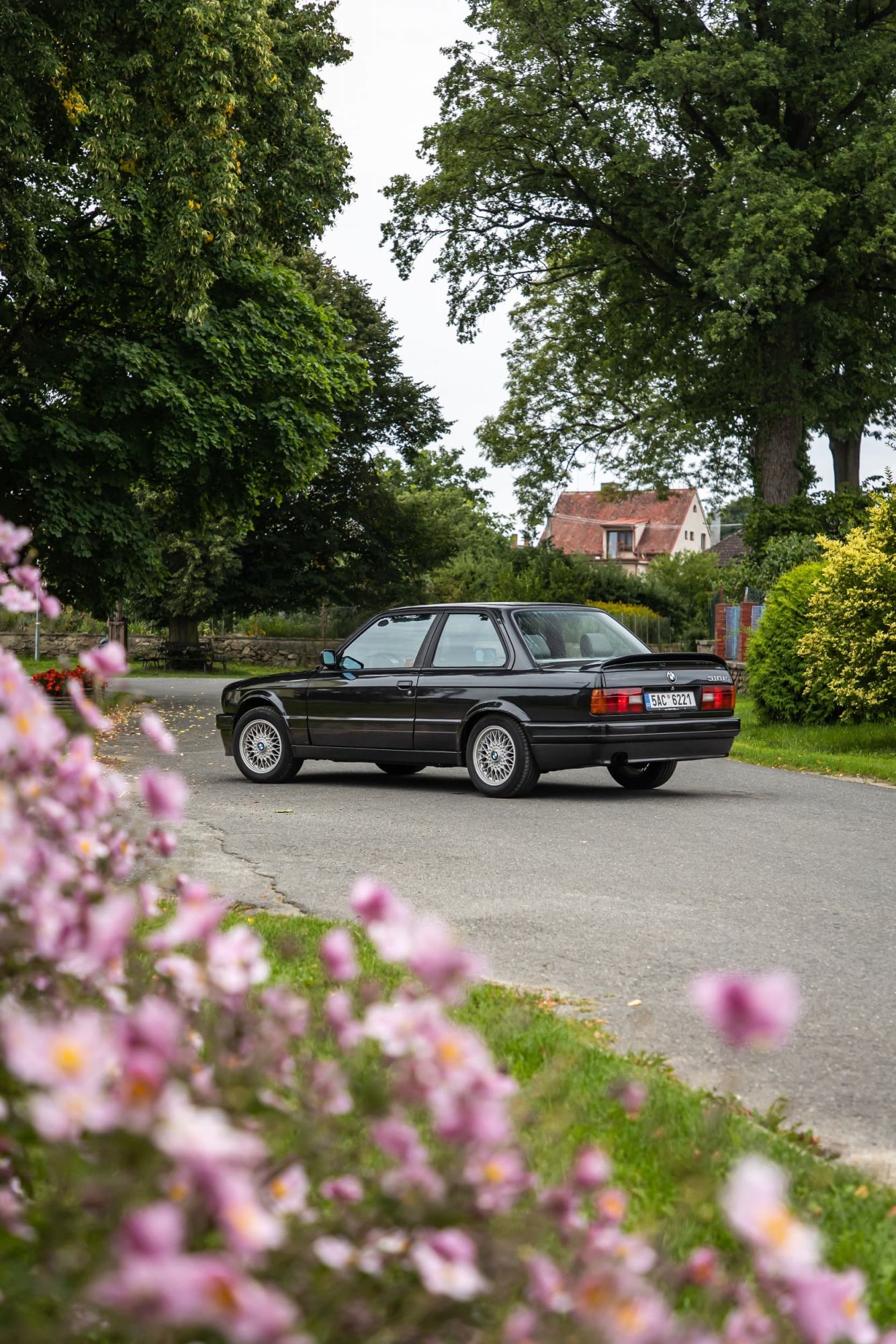 BMW e30 318is BLACK_5