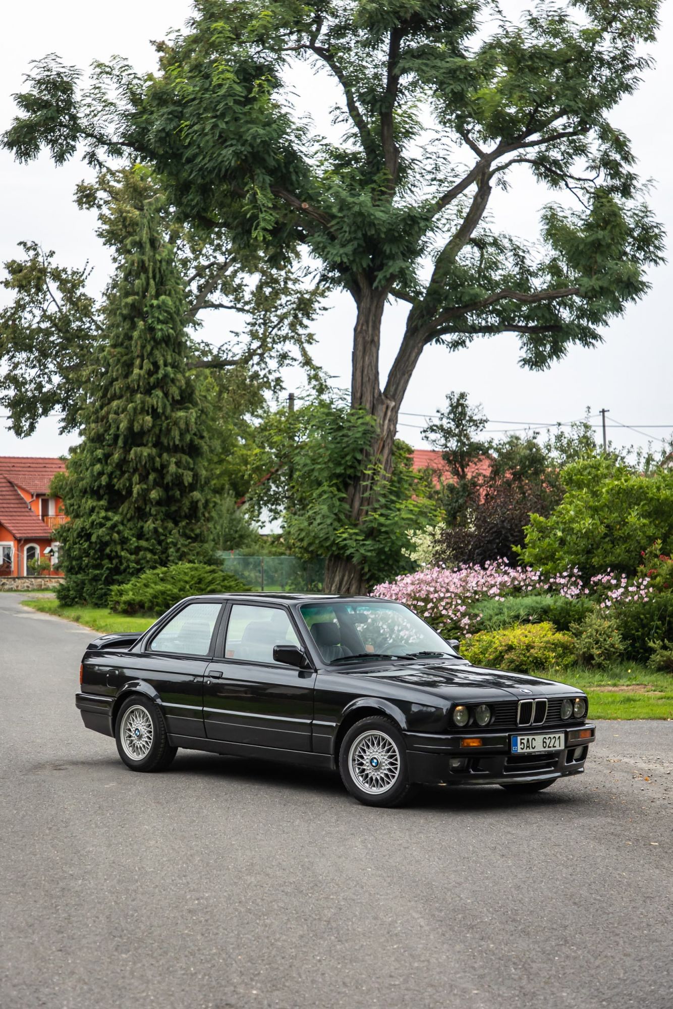 BMW e30 318is BLACK_6