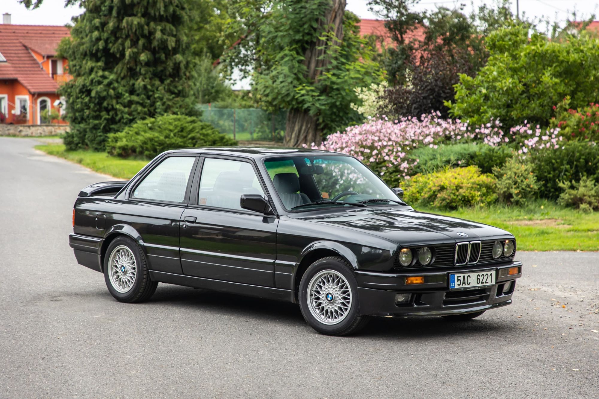 BMW e30 318is BLACK_7