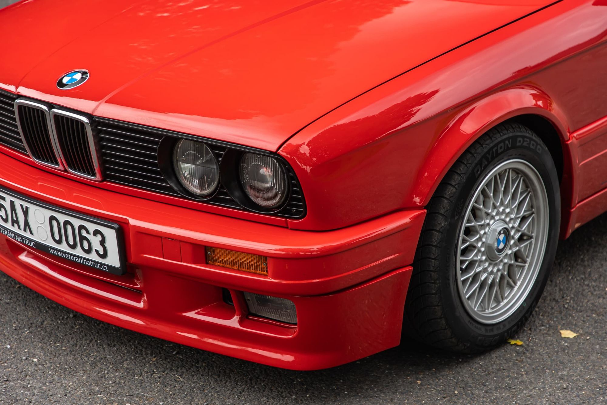 BMW e30 318is RED_37