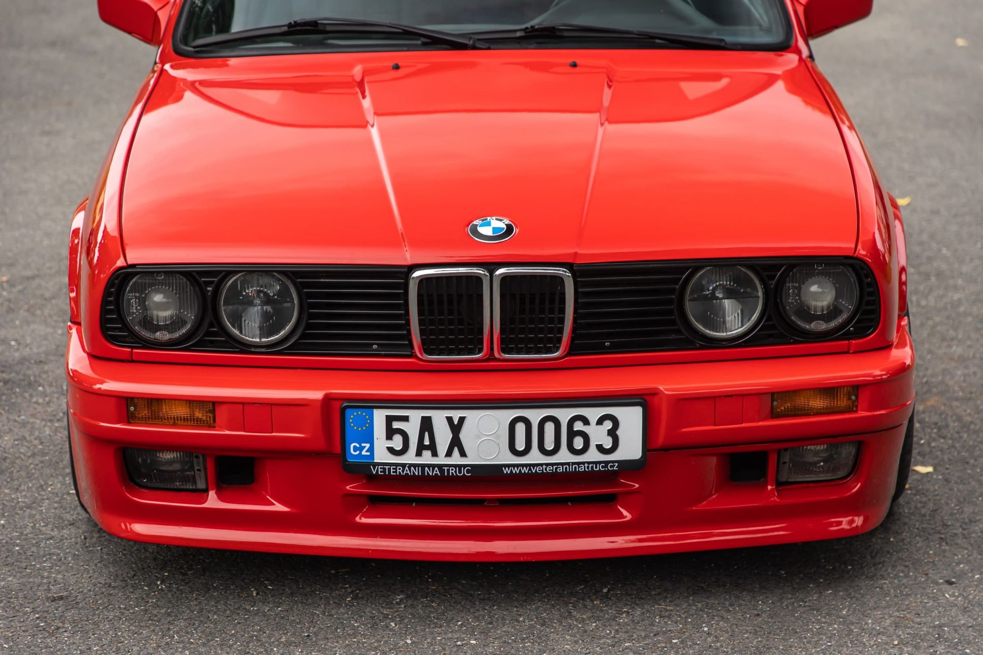 BMW e30 318is RED_40