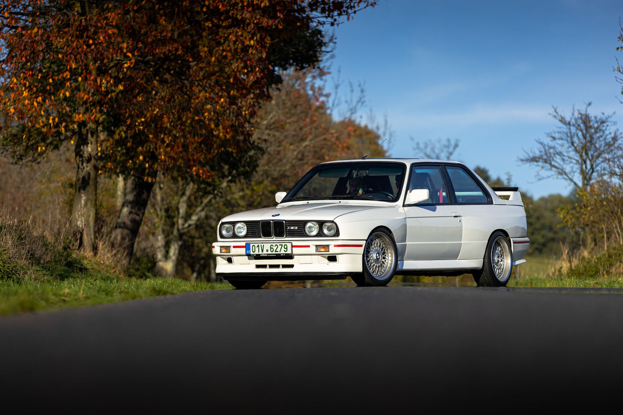 BMW e30 M3 (lightroom)-28