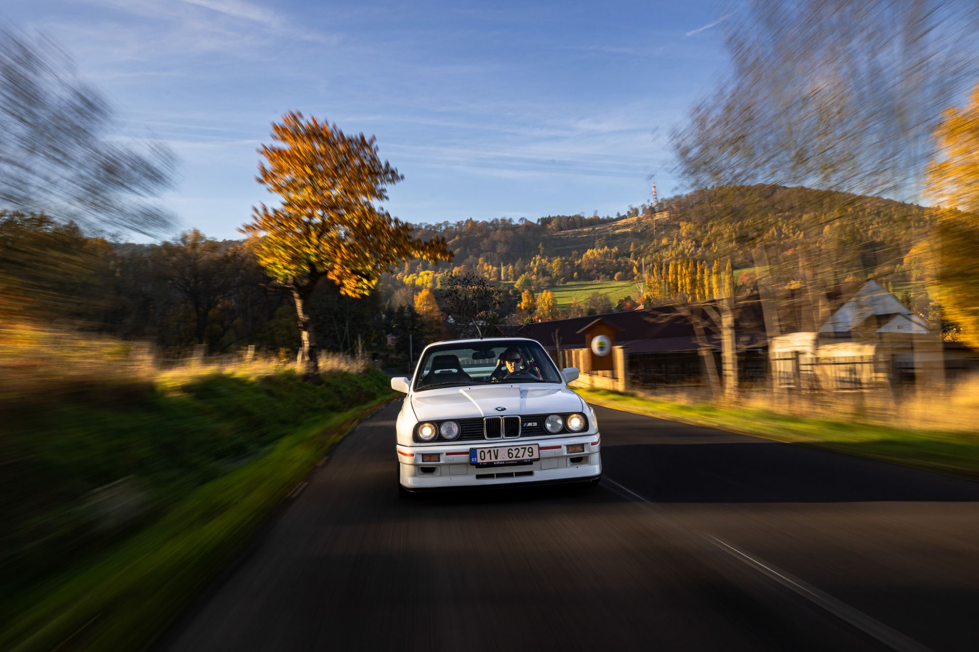 BMW e30 M3 (lightroom)-36