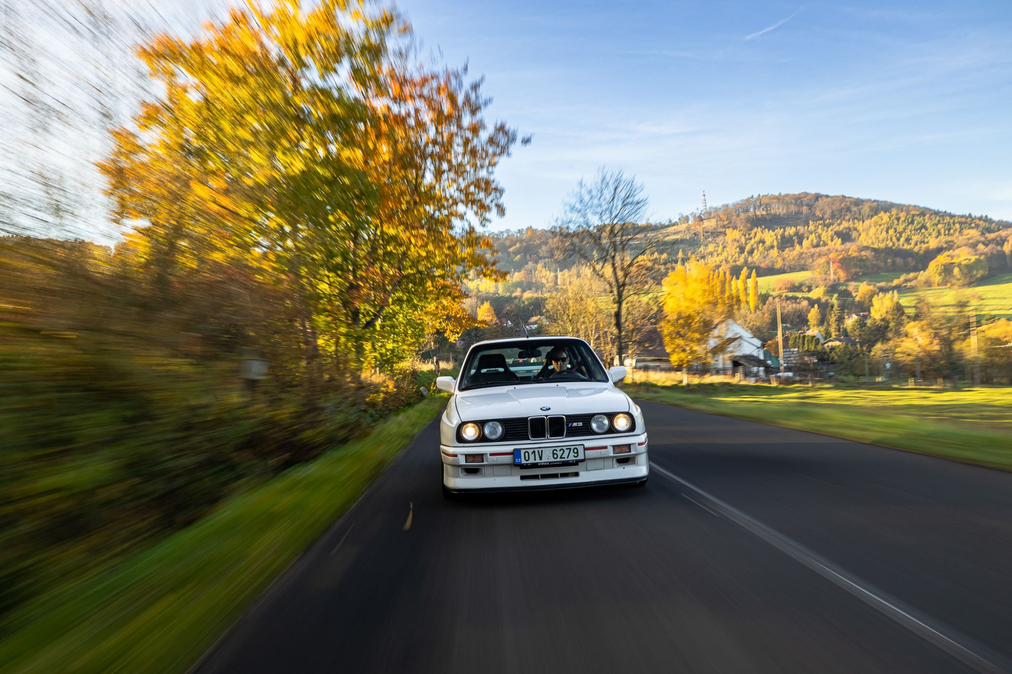 BMW e30 M3 (lightroom)-37