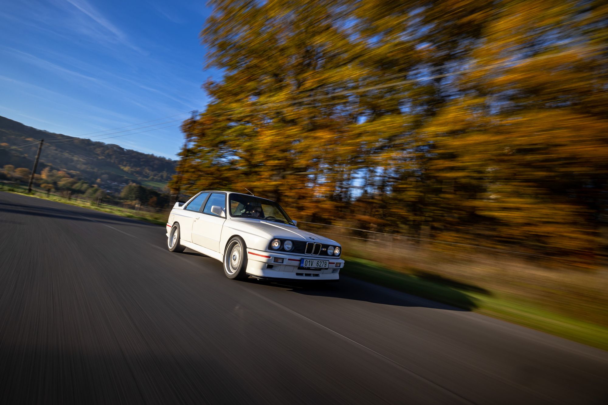 BMW e30 M3 (lightroom)-41