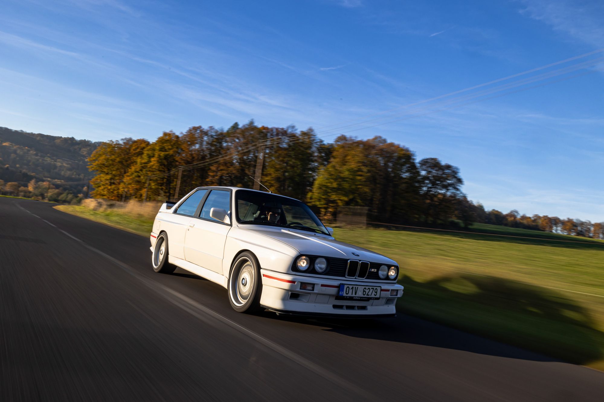BMW e30 M3 (lightroom)-43