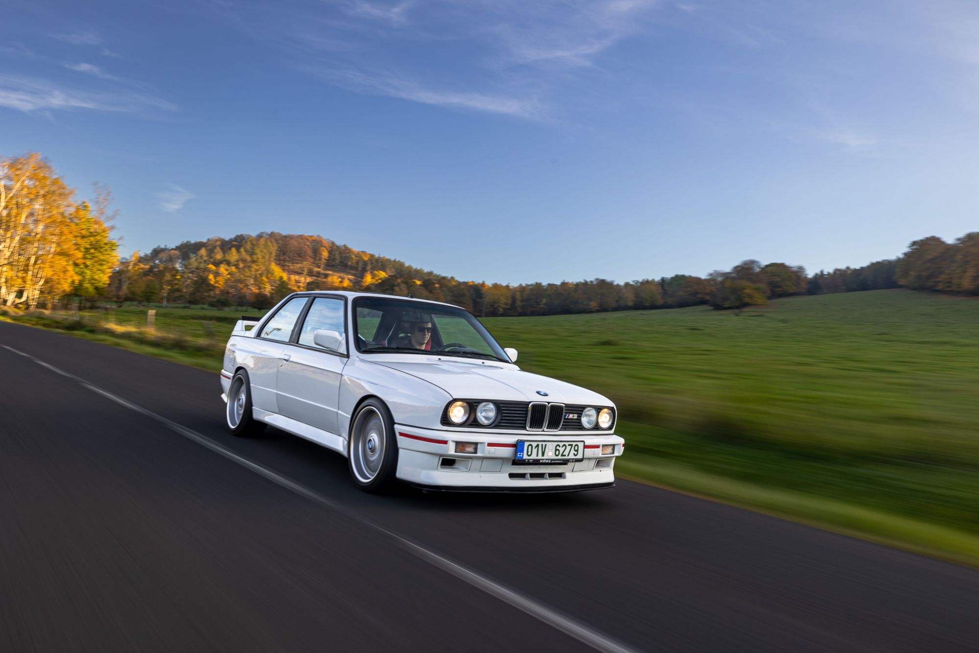 BMW e30 M3 (lightroom)-45