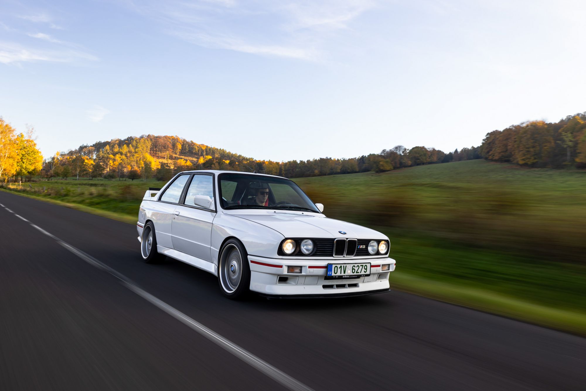 BMW e30 M3 (lightroom)-46