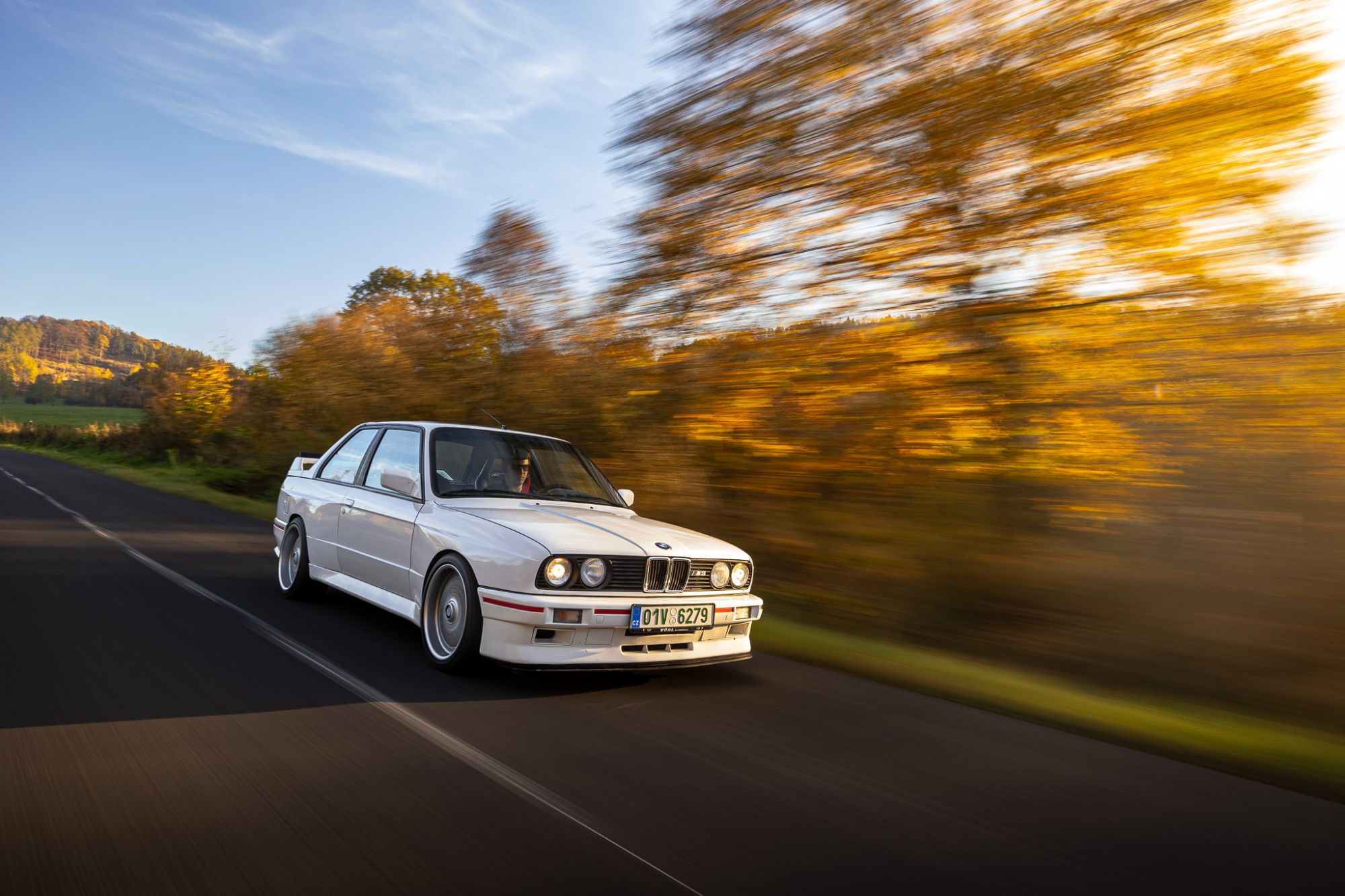 BMW e30 M3 (lightroom)-52