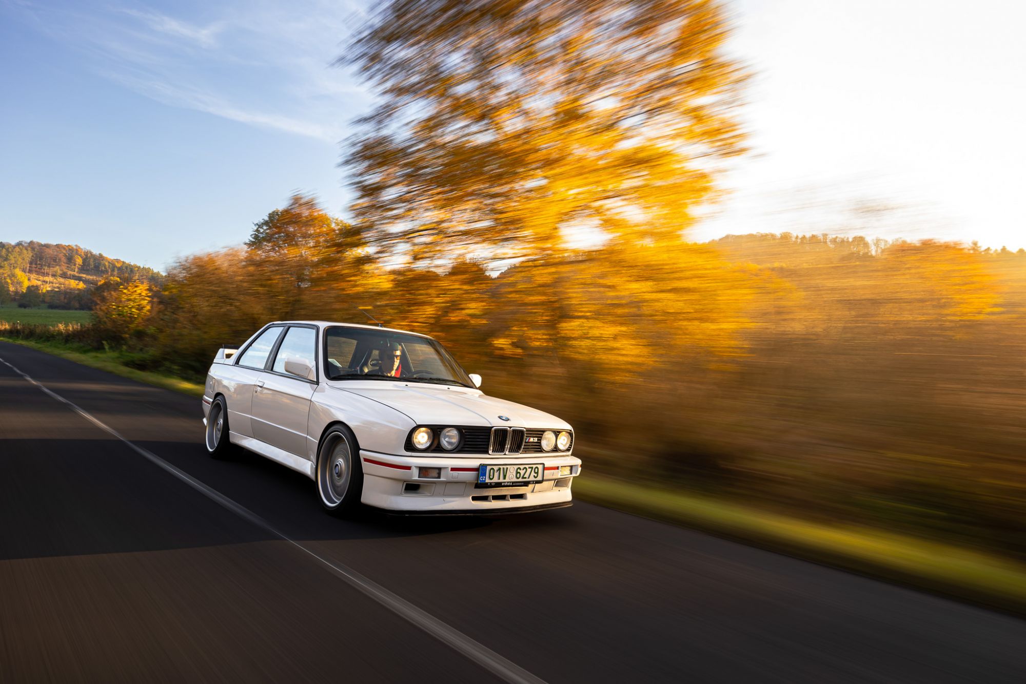 BMW e30 M3 (lightroom)-54