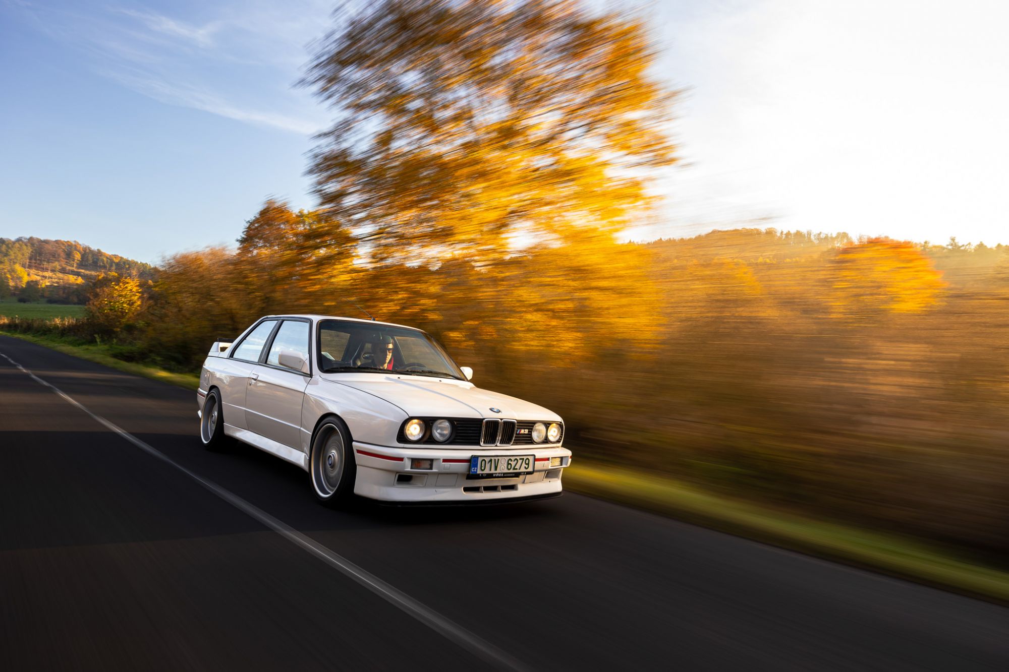 BMW e30 M3 (lightroom)-55