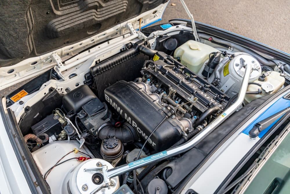 BMW E30 M3 white polep_1