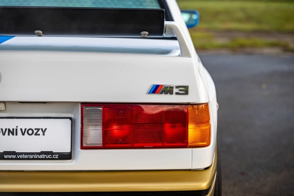 BMW E30 M3 white polep_12