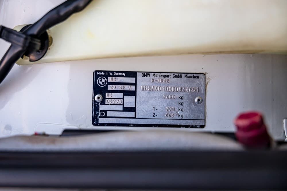 BMW E30 M3 white polep_4