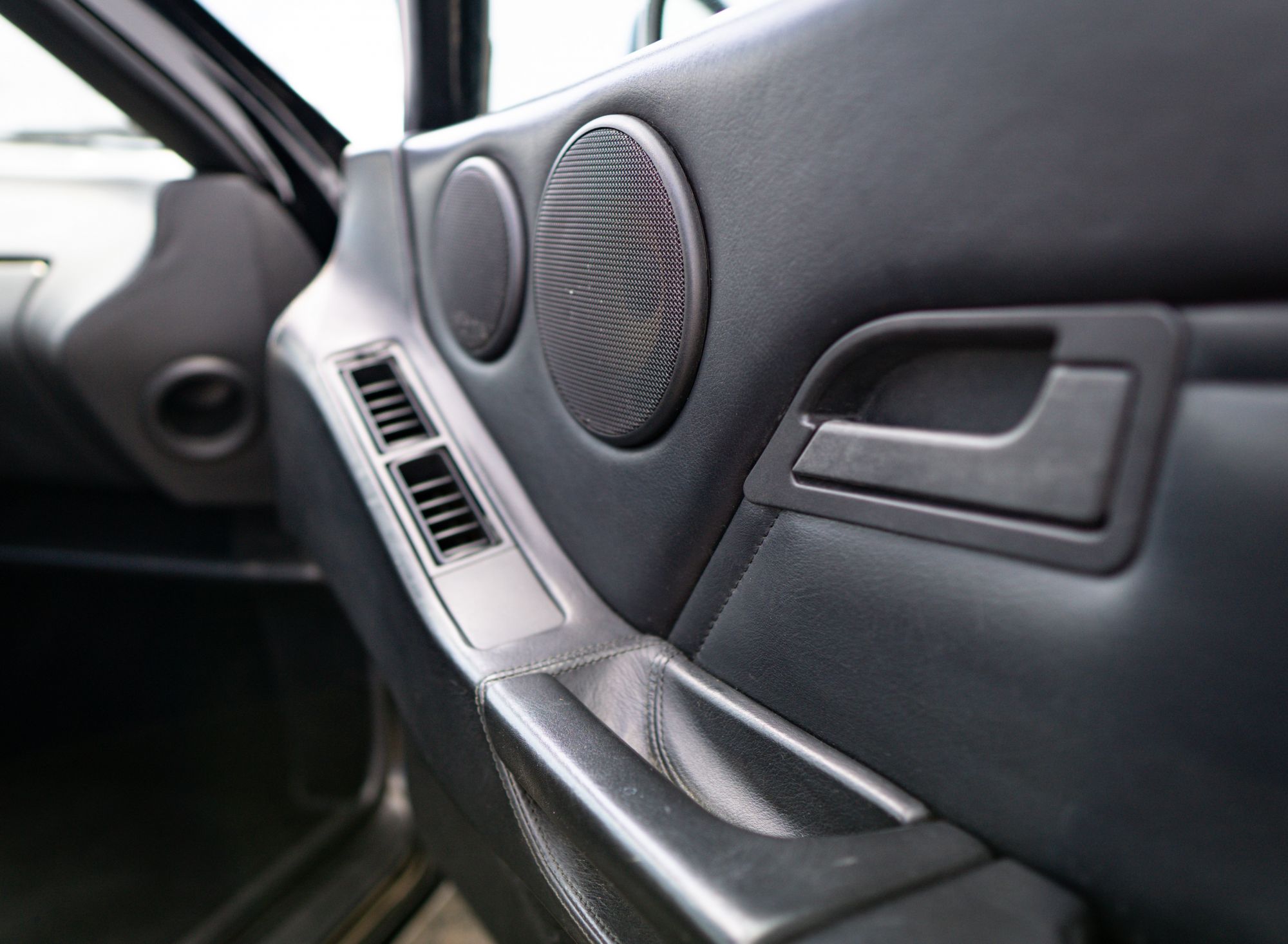 C7C15112-8E31-432D-B656-A14AE8B28C48