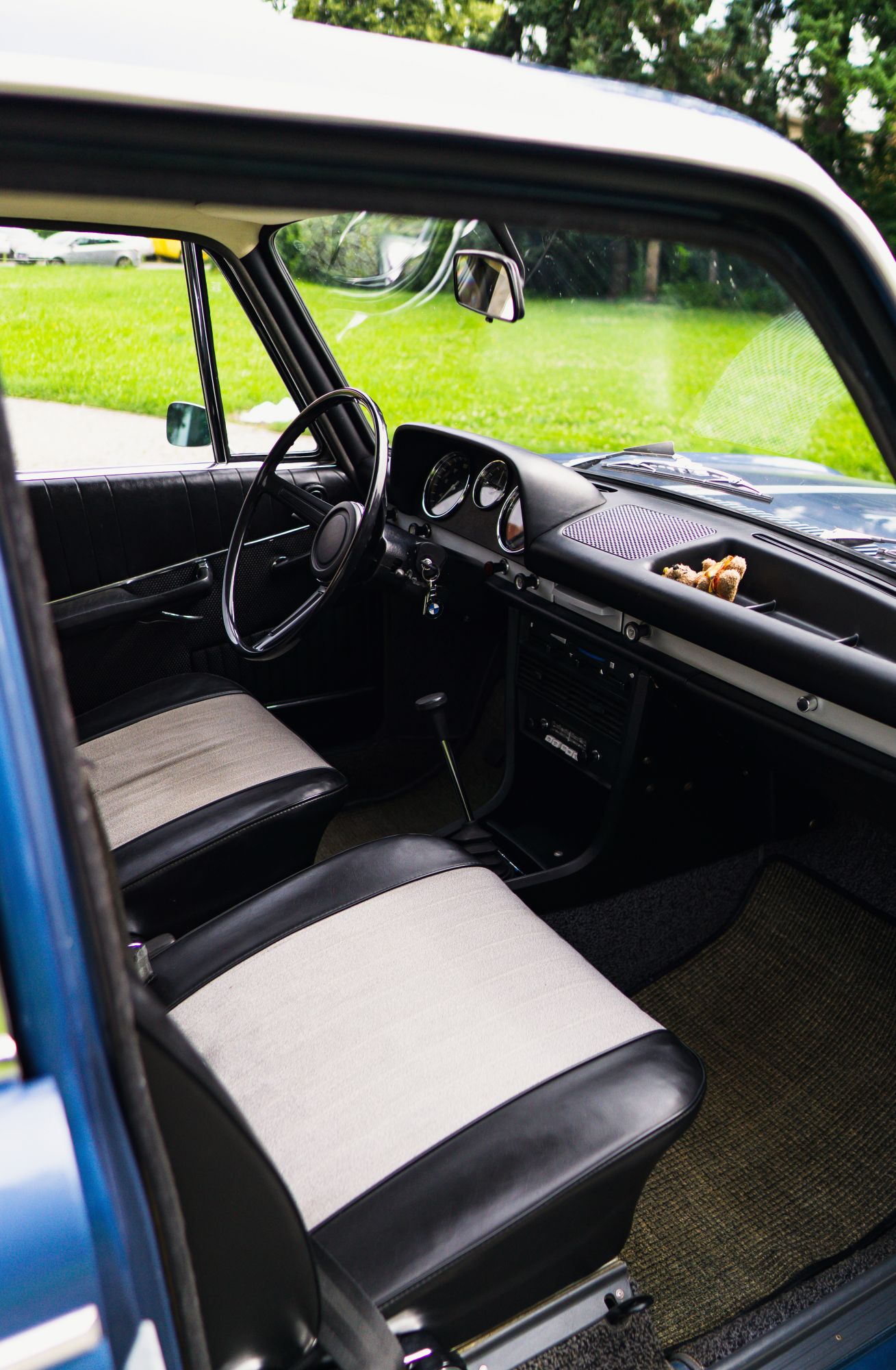 CED942EA-D0B4-4F7B-9640-A4C3B672A479