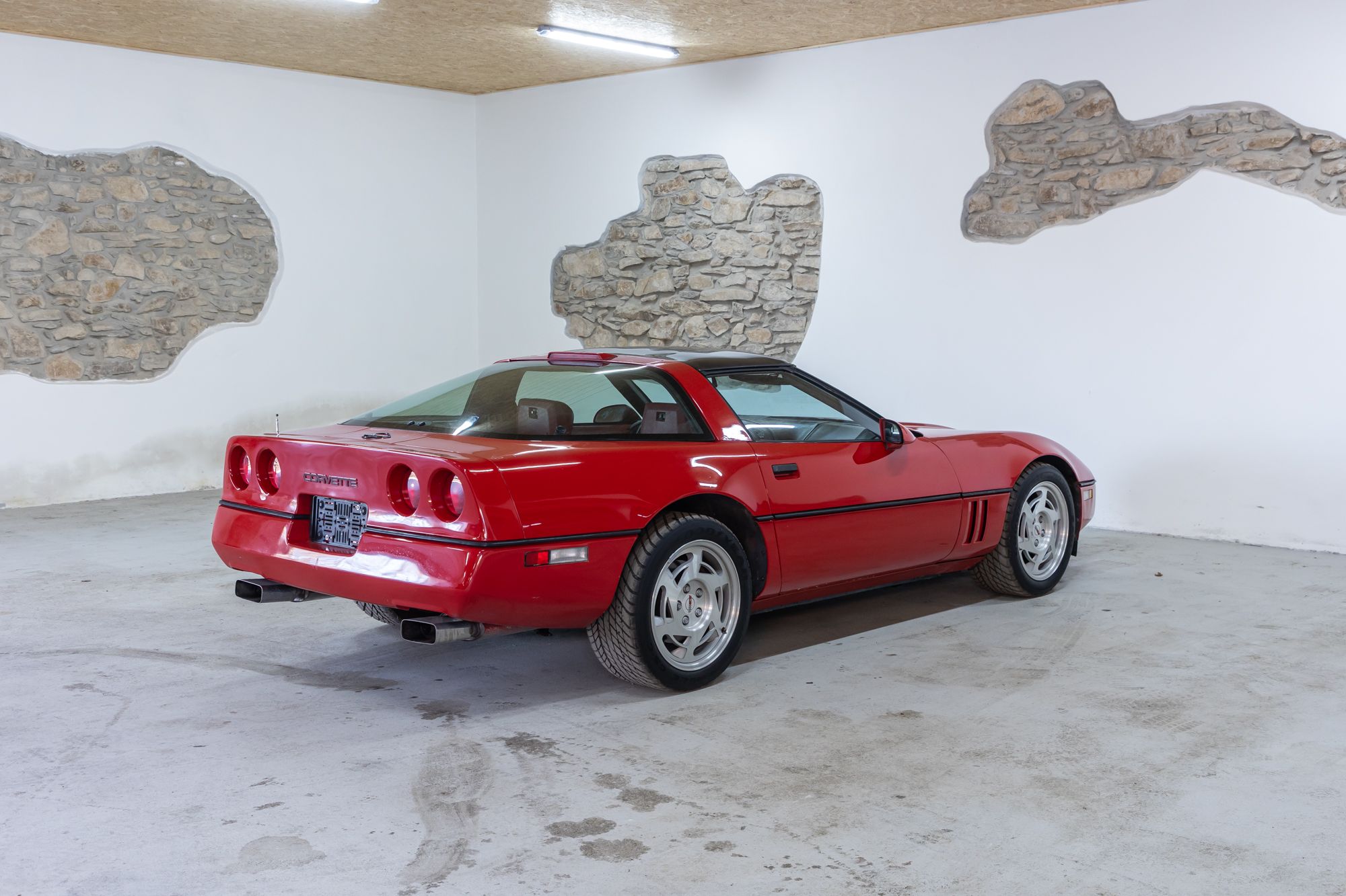Corvette red_32.JPG