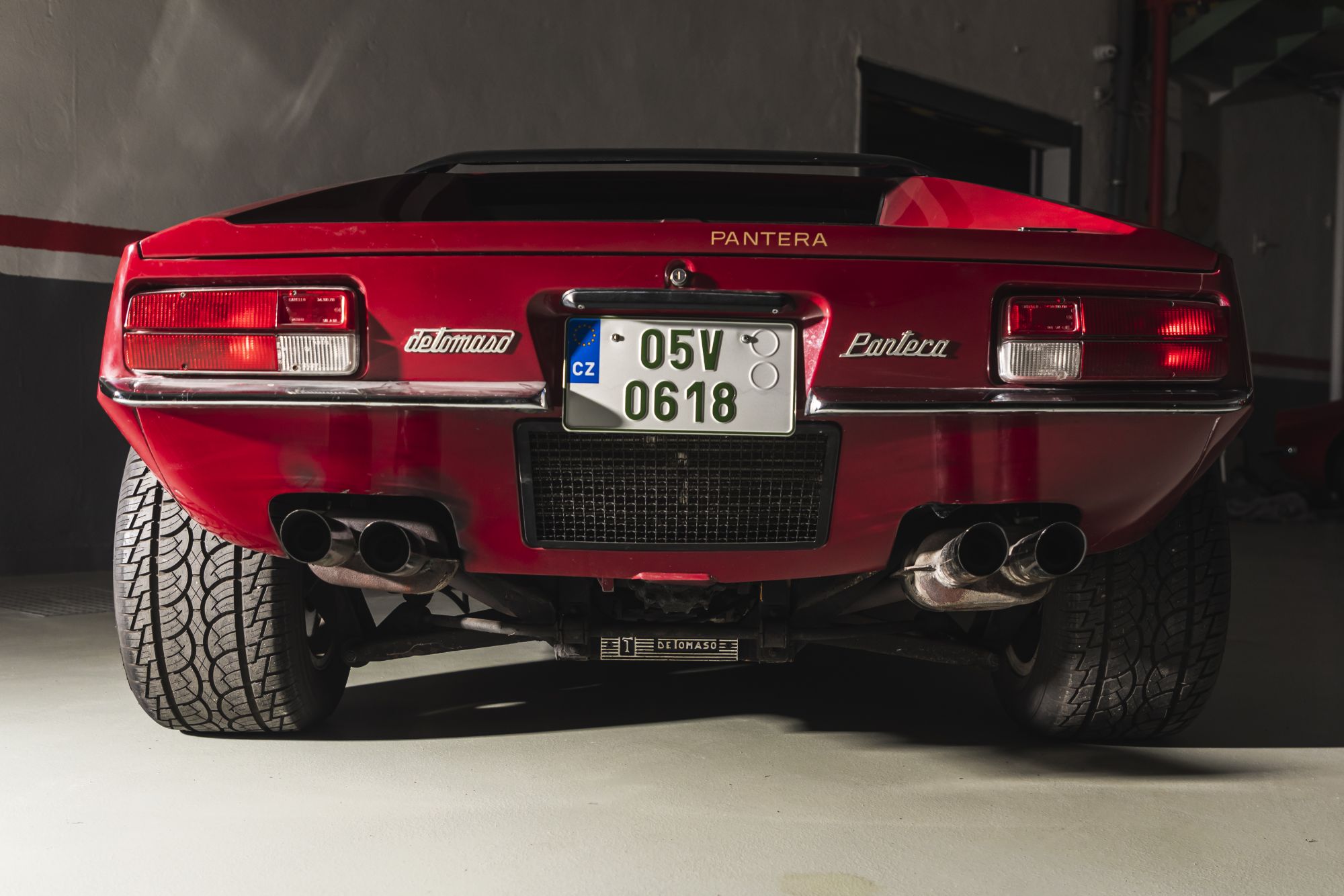 DeTomaso Pantera _8