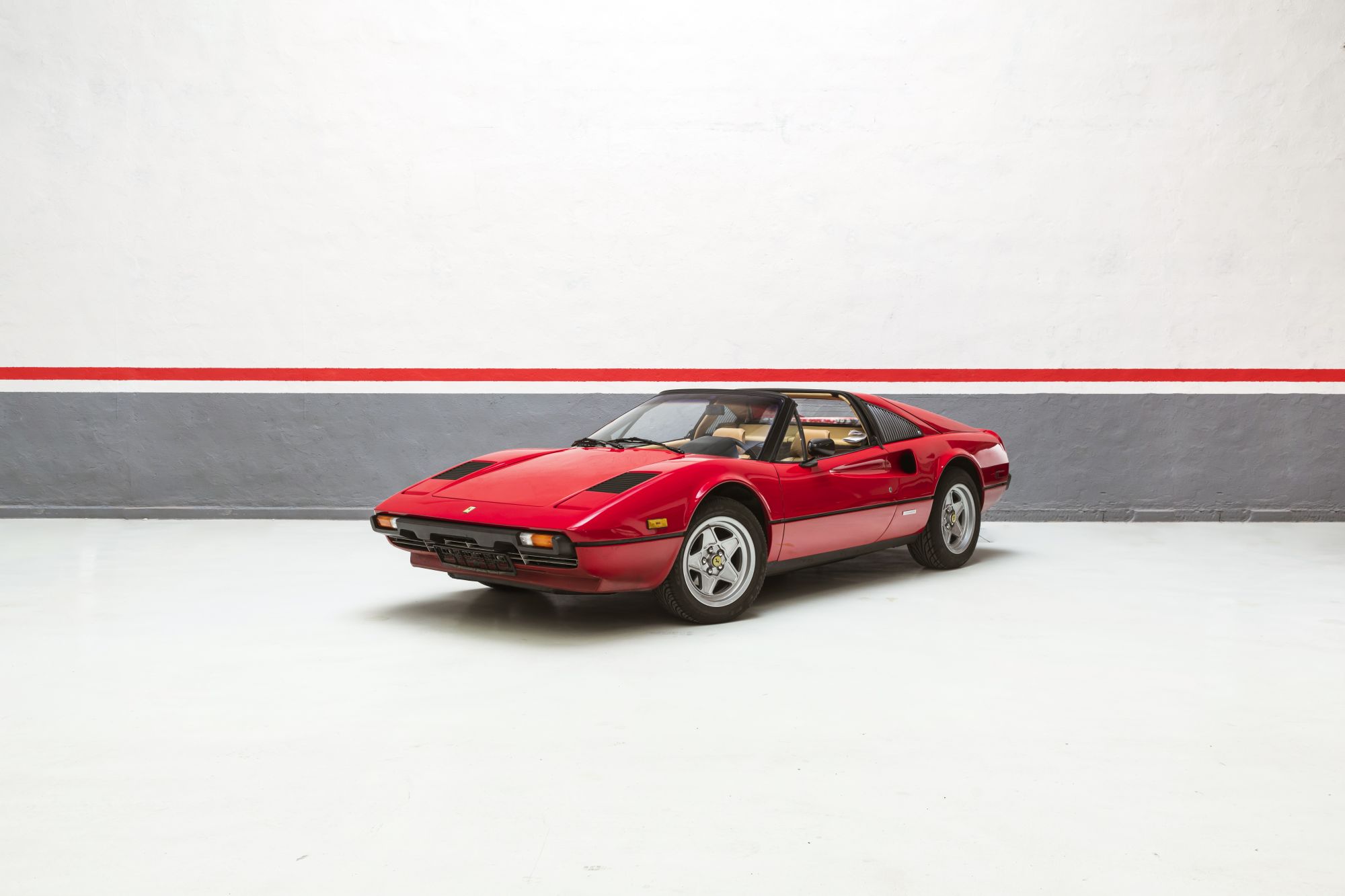 Ferrari 308GTSi_24