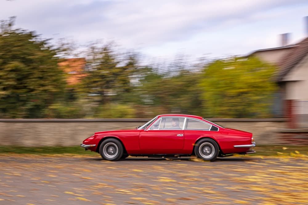 Ferrari 365 2+2_5