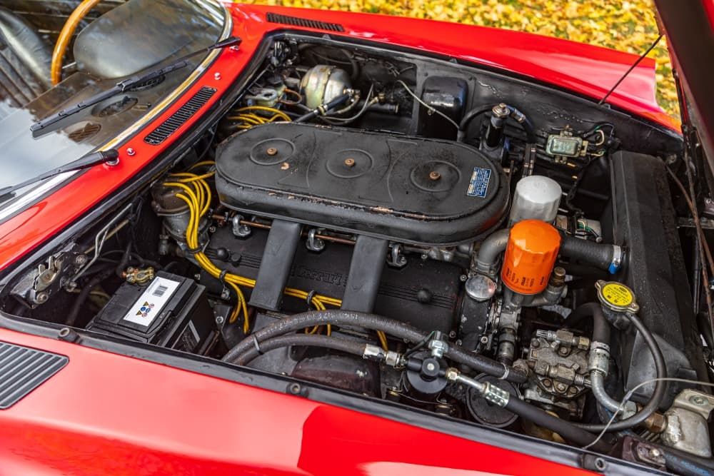 Ferrari 365 2+2_52