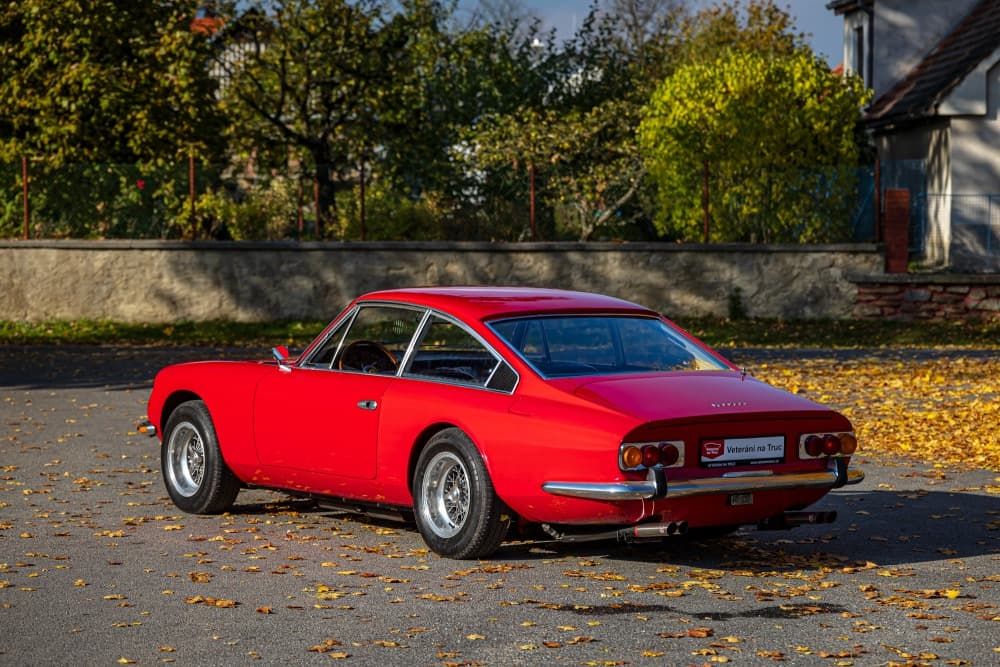 Ferrari 365 2+2_97