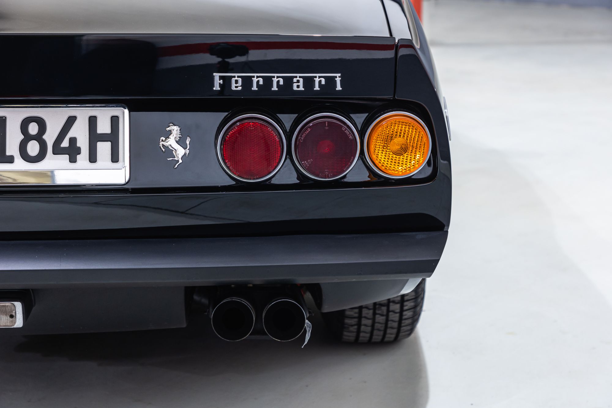 Ferrari 365_4.JPG