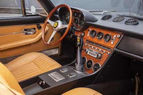 Ferrari 365GT_7