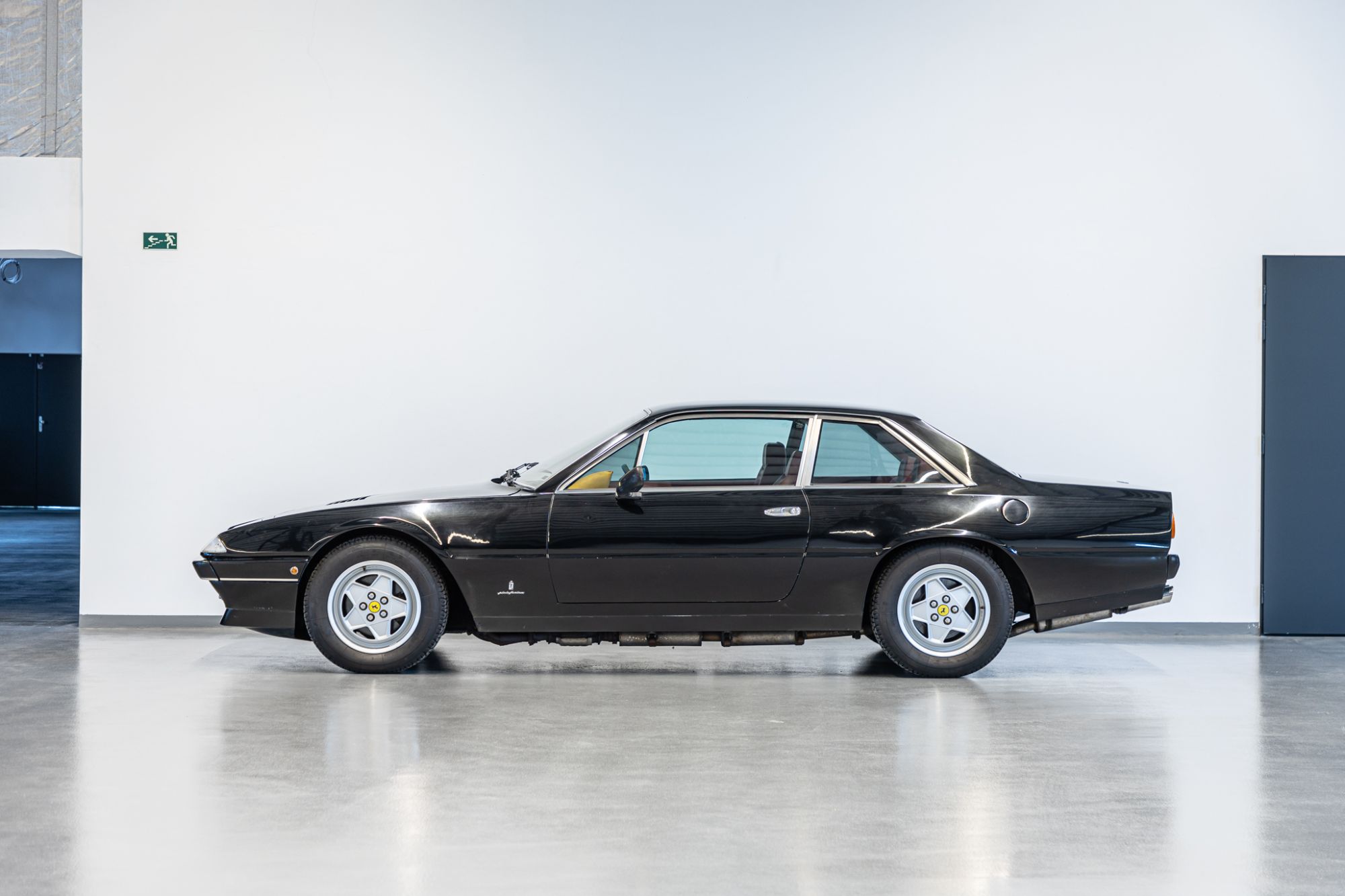 Ferrari 412 low_85.JPG