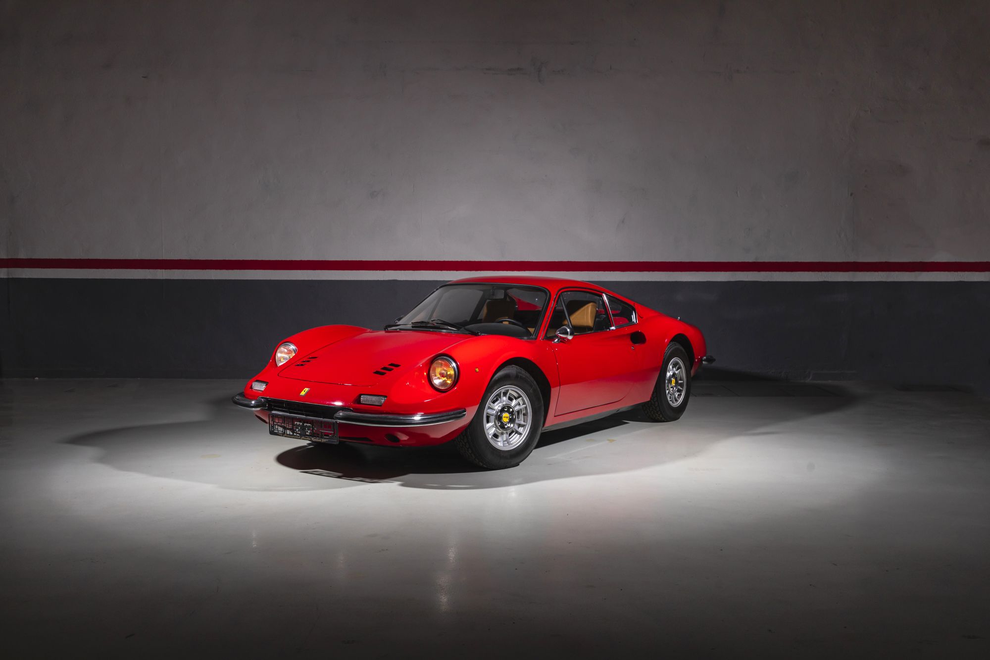 Ferrari Dino _16 předobok (2)