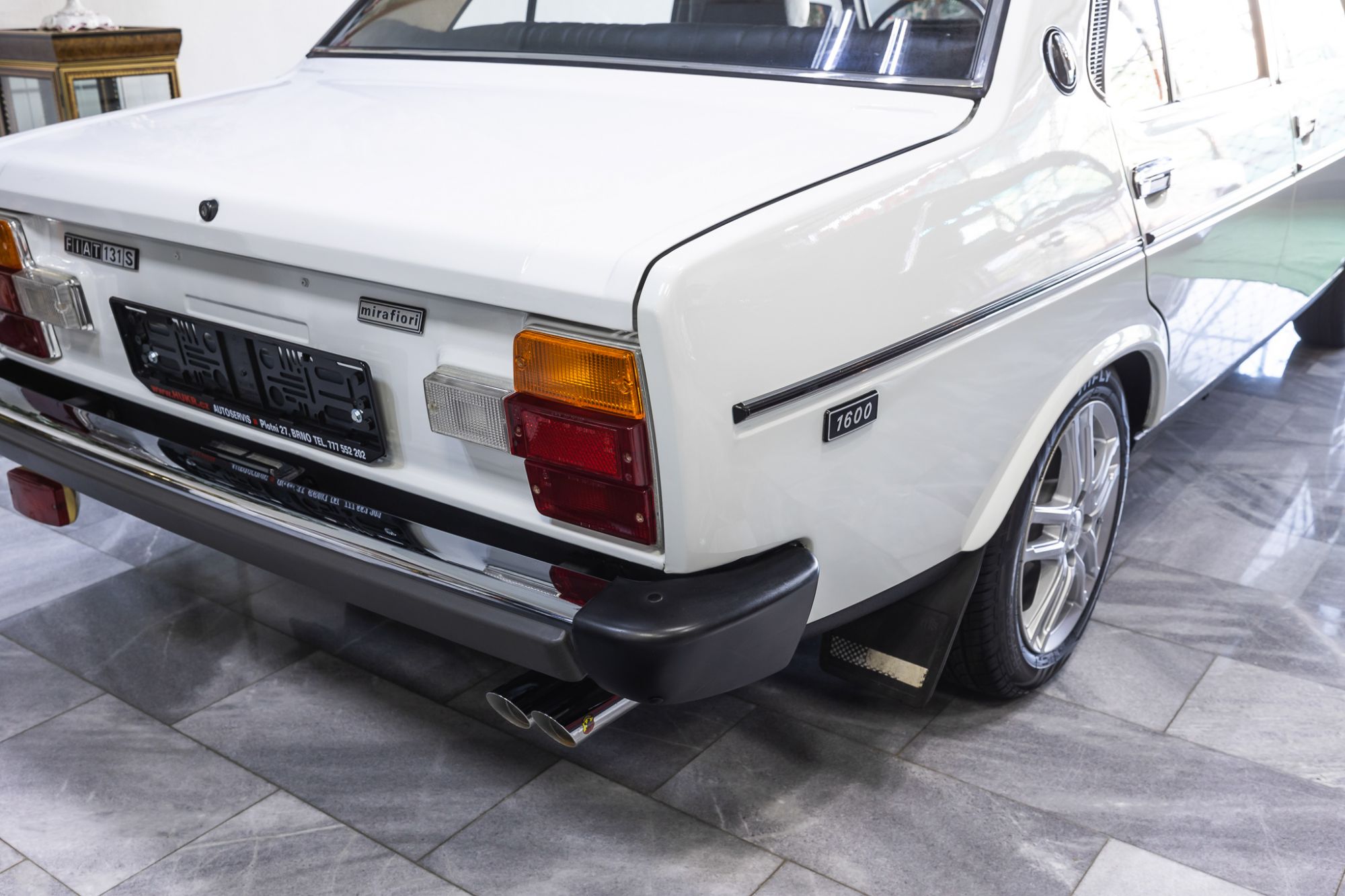 Fiat 131 MiraFiori_1