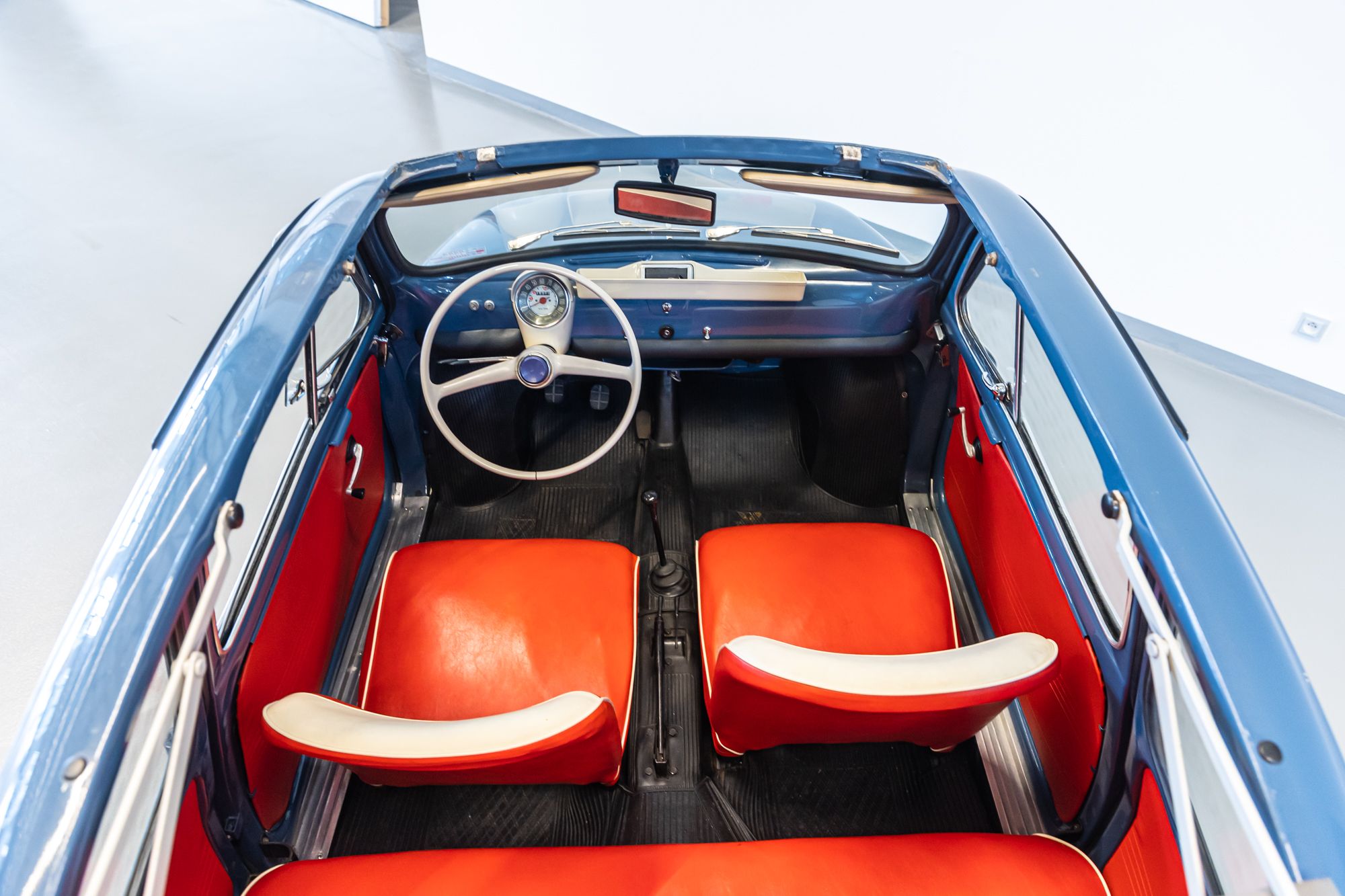 Fiat 500 Nuova male_36.JPG