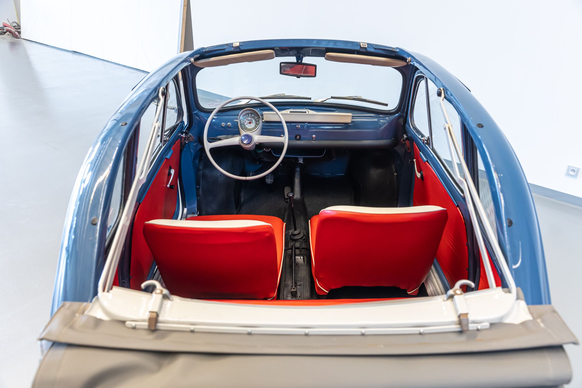 Fiat 500 Nuova male_38.JPG