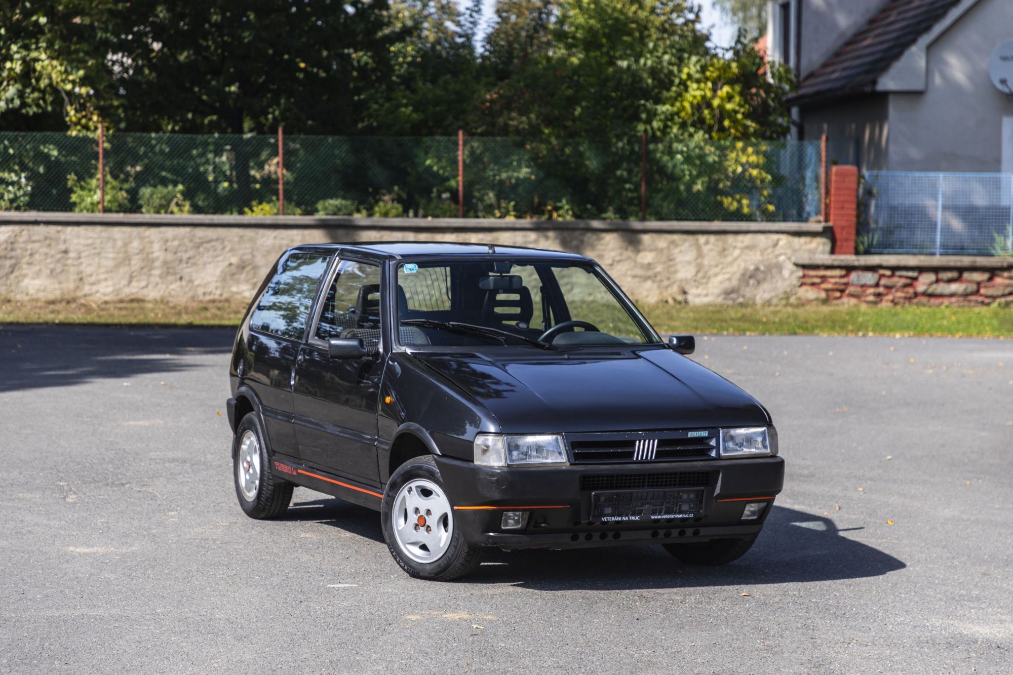 fiat-uno-turbo-auctomobile-21.jpg