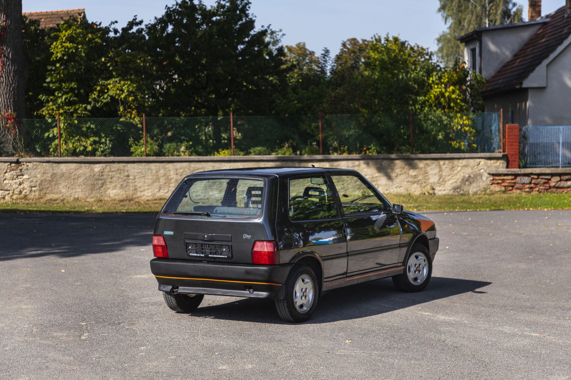 fiat-uno-turbo-auctomobile-23.jpg