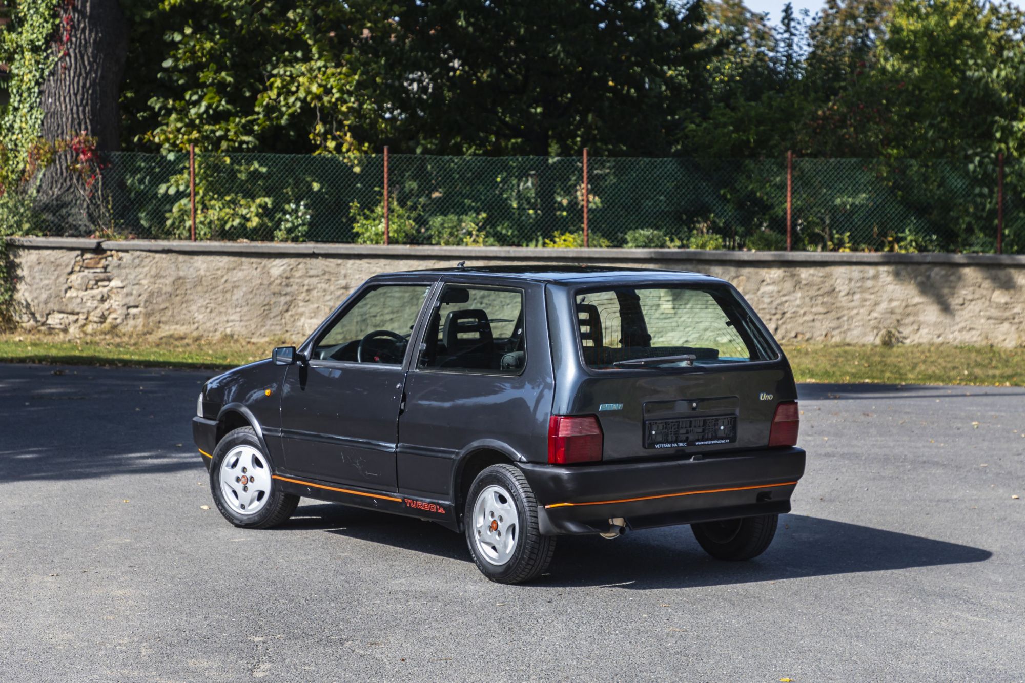 fiat-uno-turbo-auctomobile-28.jpg