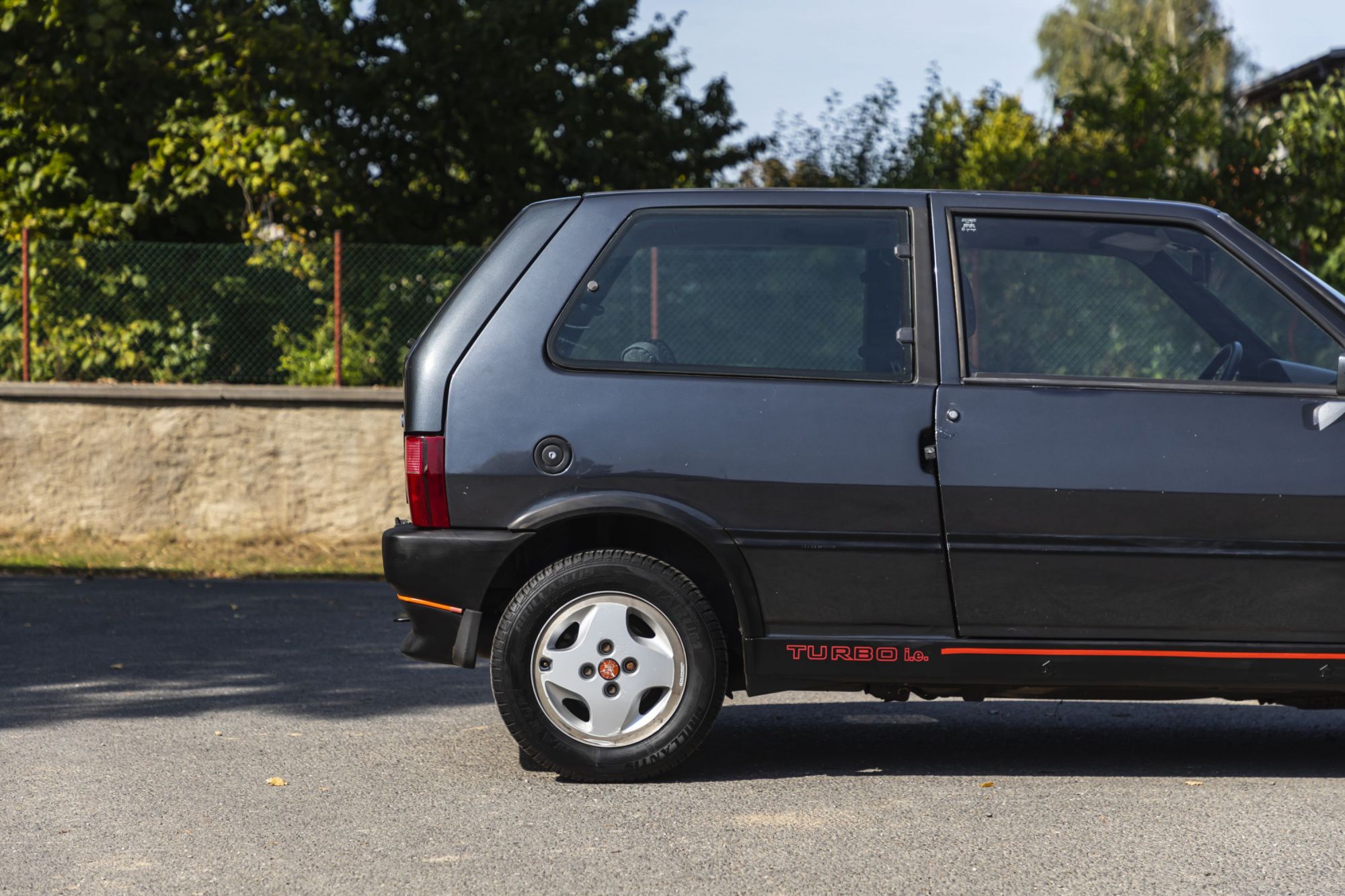 fiat-uno-turbo-auctomobile-33.jpg