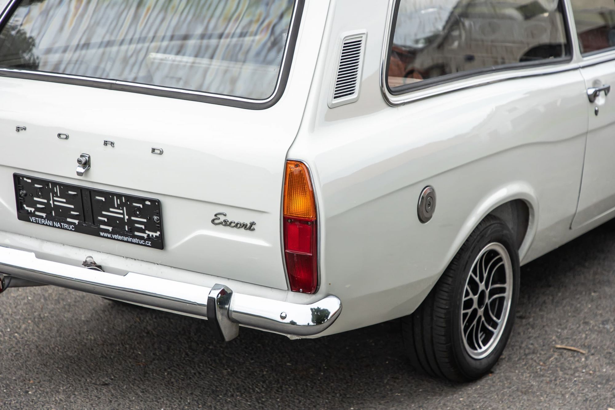 Ford Escort MKI VAN_21